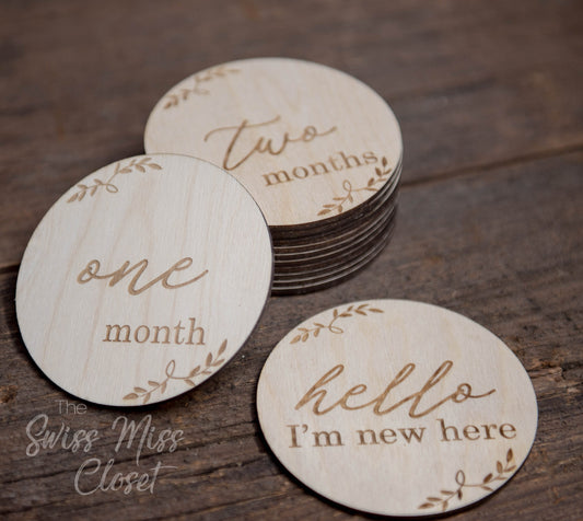 Baby Milestone Monthly Photo Wooden Tags Discs Shower Gift